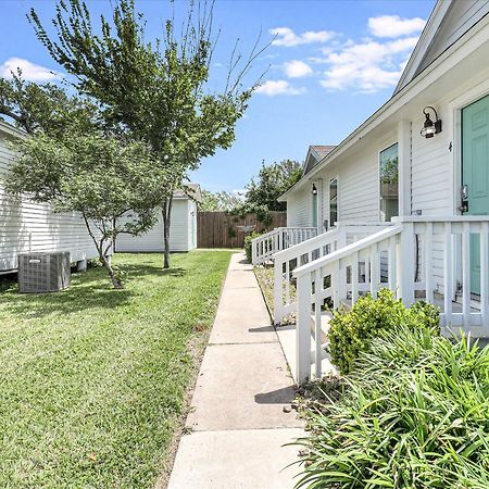 Oak Cottages 3 Рокпорт Екстериор снимка