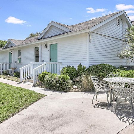 Oak Cottages 3 Рокпорт Екстериор снимка